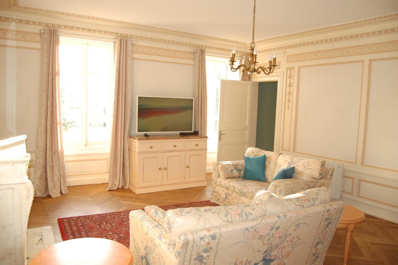 Chateau Begot Lansac  Bagian luar foto